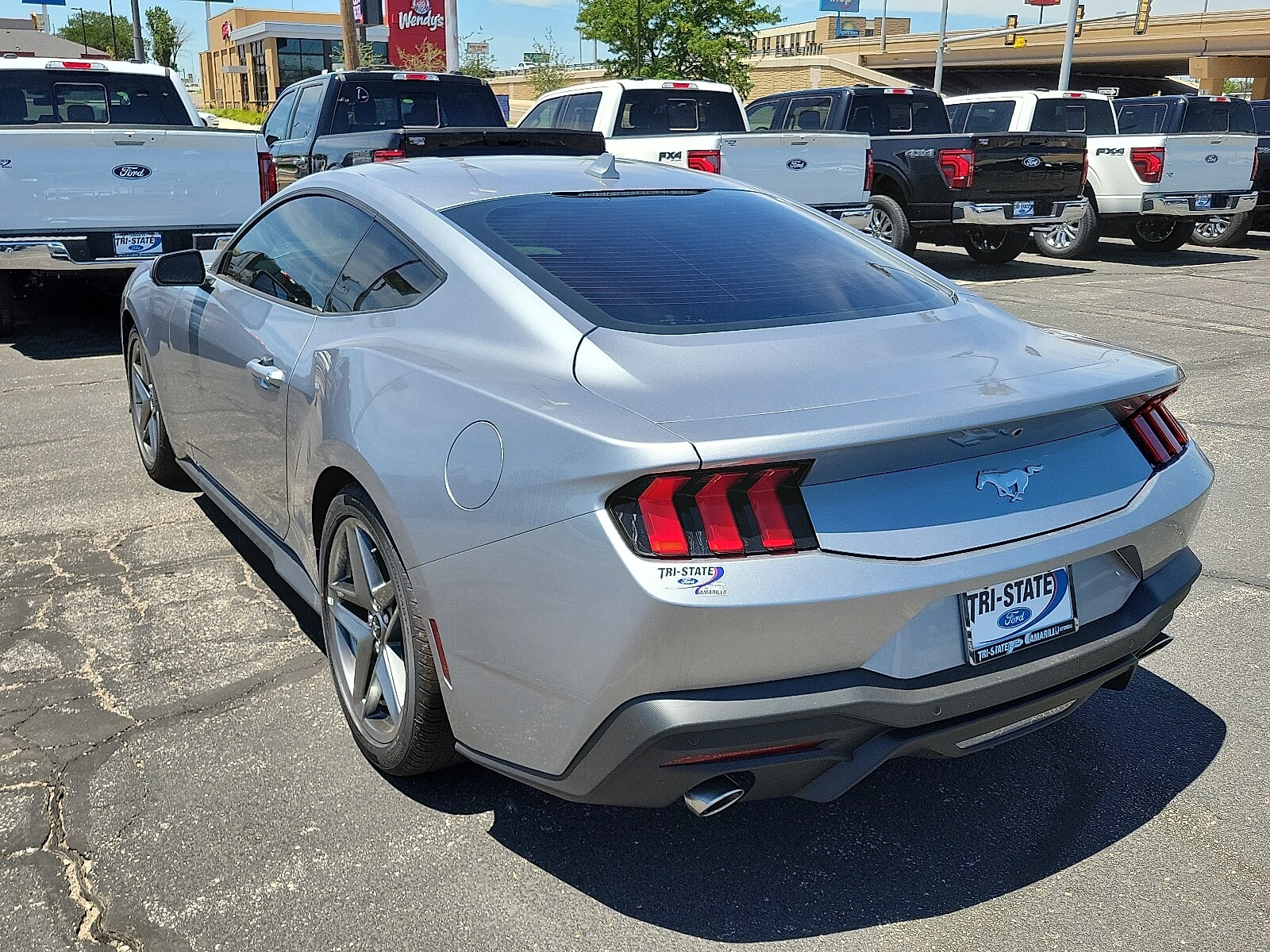 2025 Ford Mustang EcoBoost photo 3
