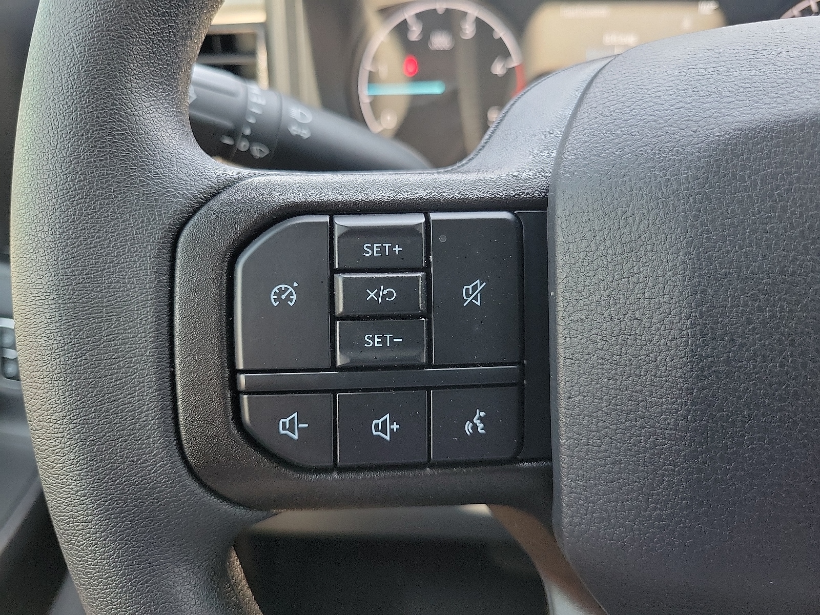 2025 Ford F-350 Super Duty XL - Photo 19