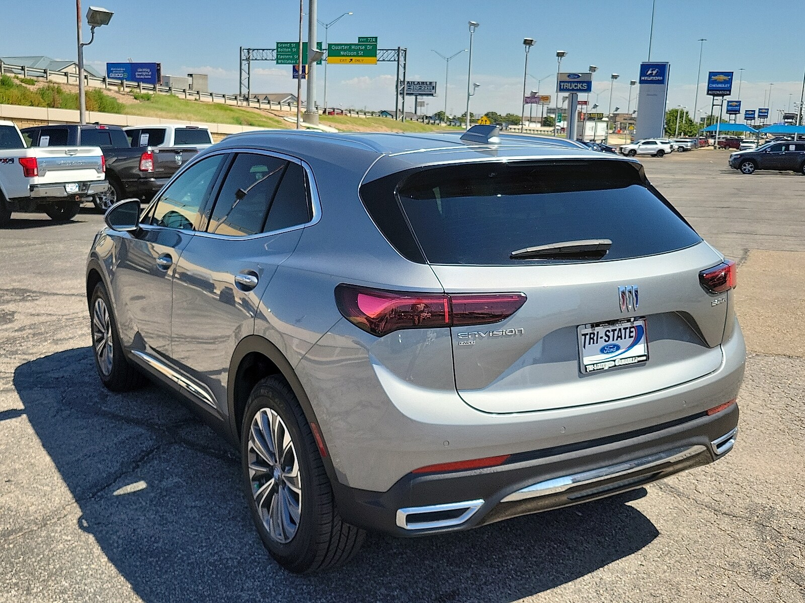 2024 Buick Envision Preferred photo 2