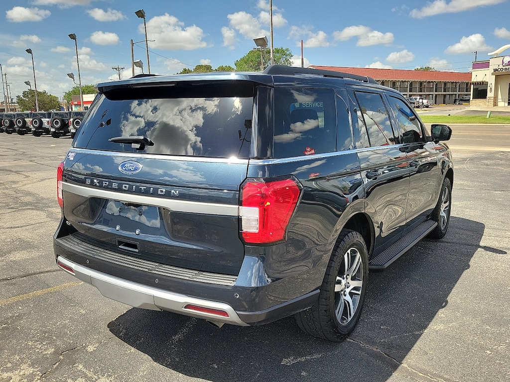 Used 2024 Ford Expedition XLT 4x4
