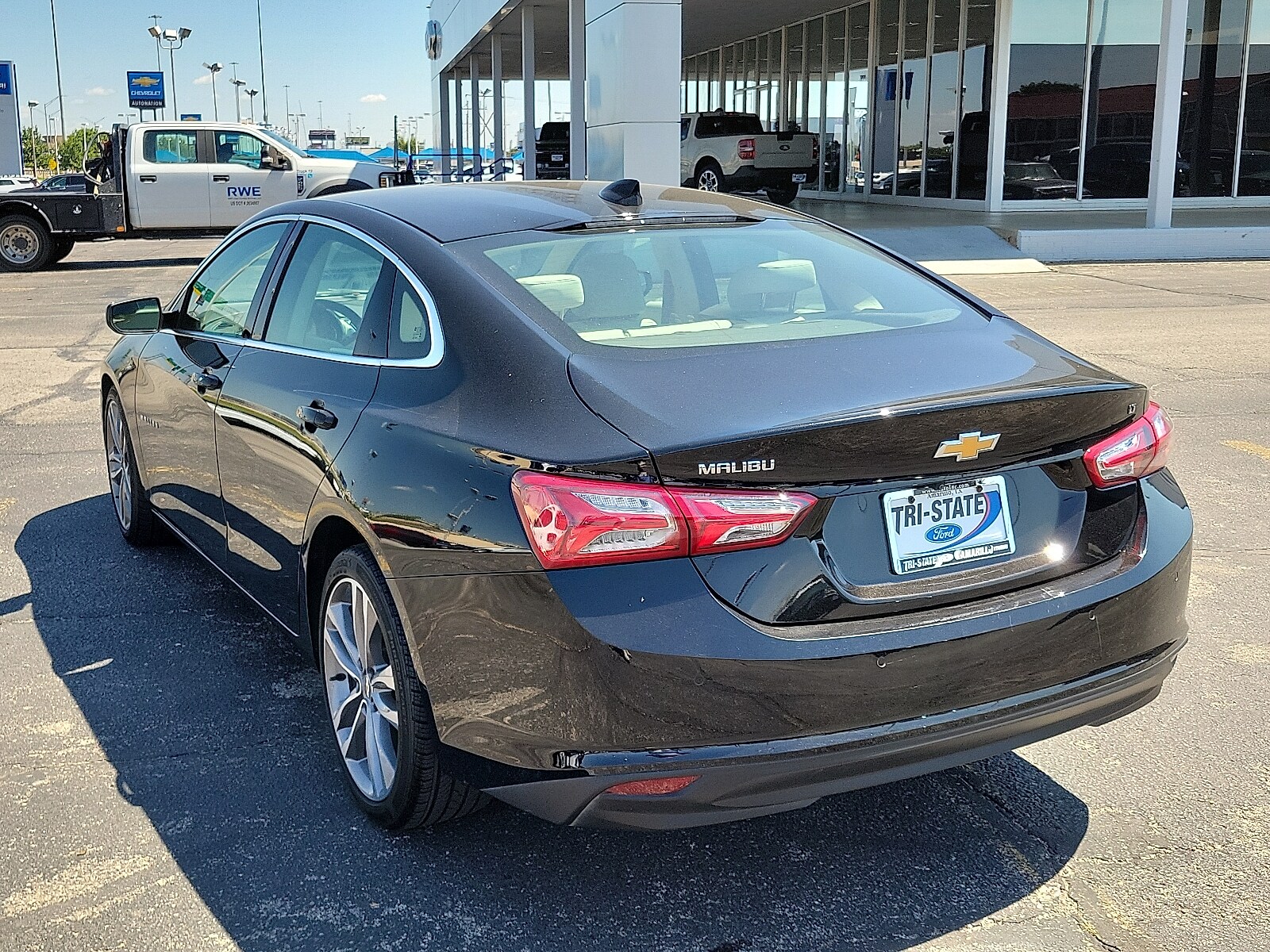 2024 Chevrolet Malibu Premier 2LT photo 3