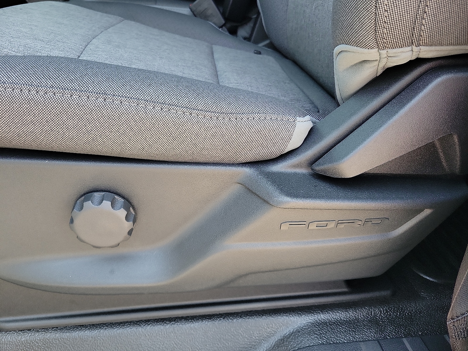 2025 Ford F-250 Super Duty XL - Photo 13