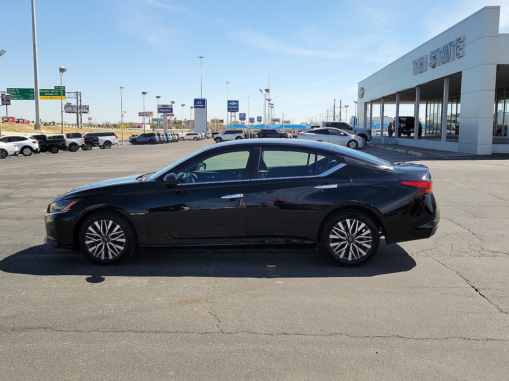 Used 2025 Nissan Altima SV