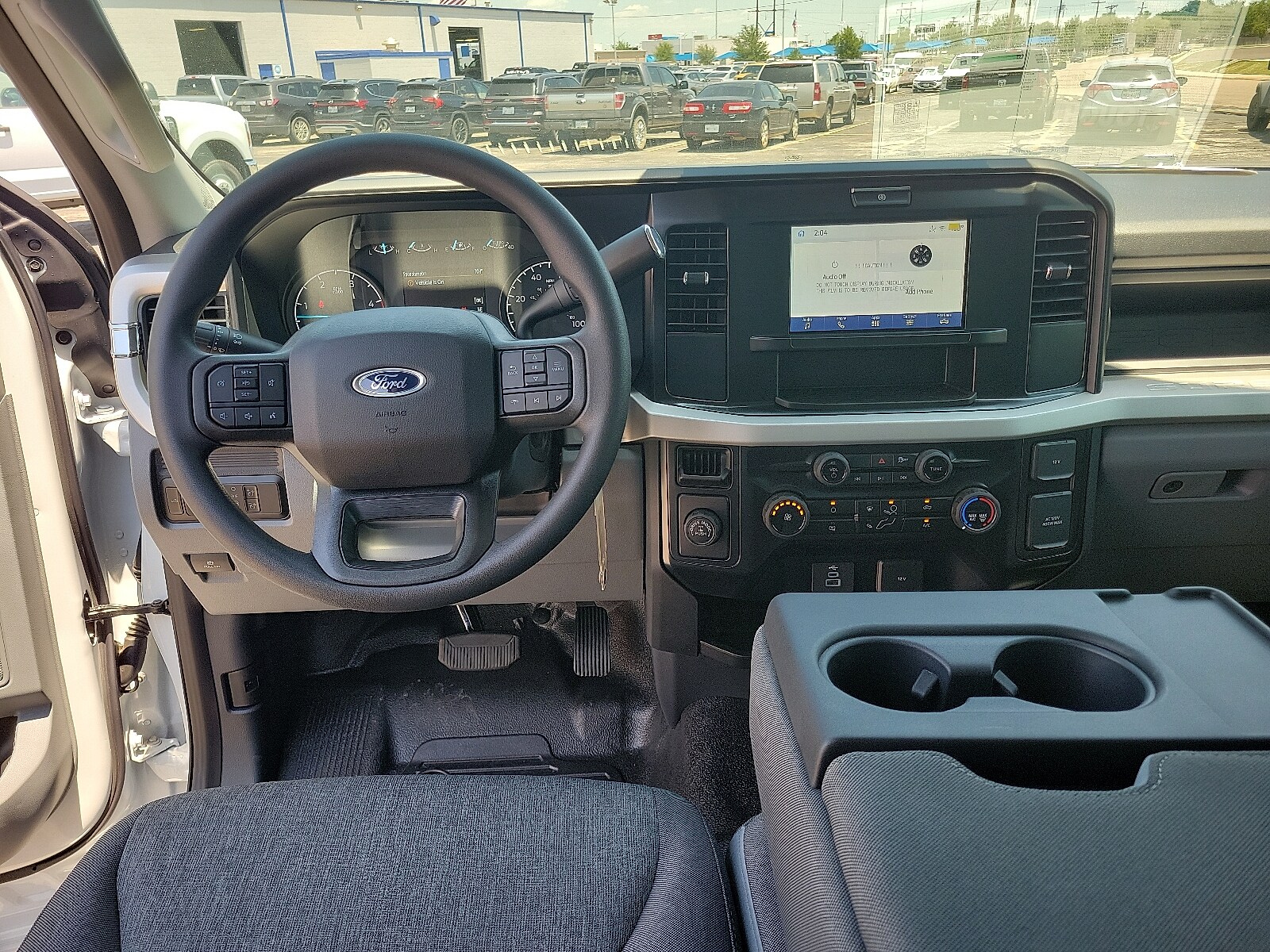 2025 Ford F-250 Super Duty XL - Photo 10