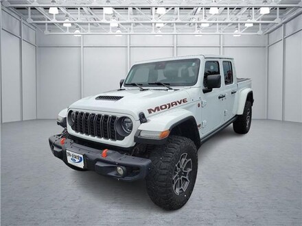 2024 Jeep Gladiator Mojave 4x4 Crew Cab 5 ft. box