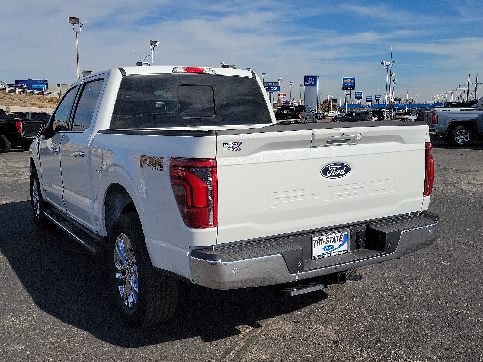 2025 Ford F-150 Lariat photo 3
