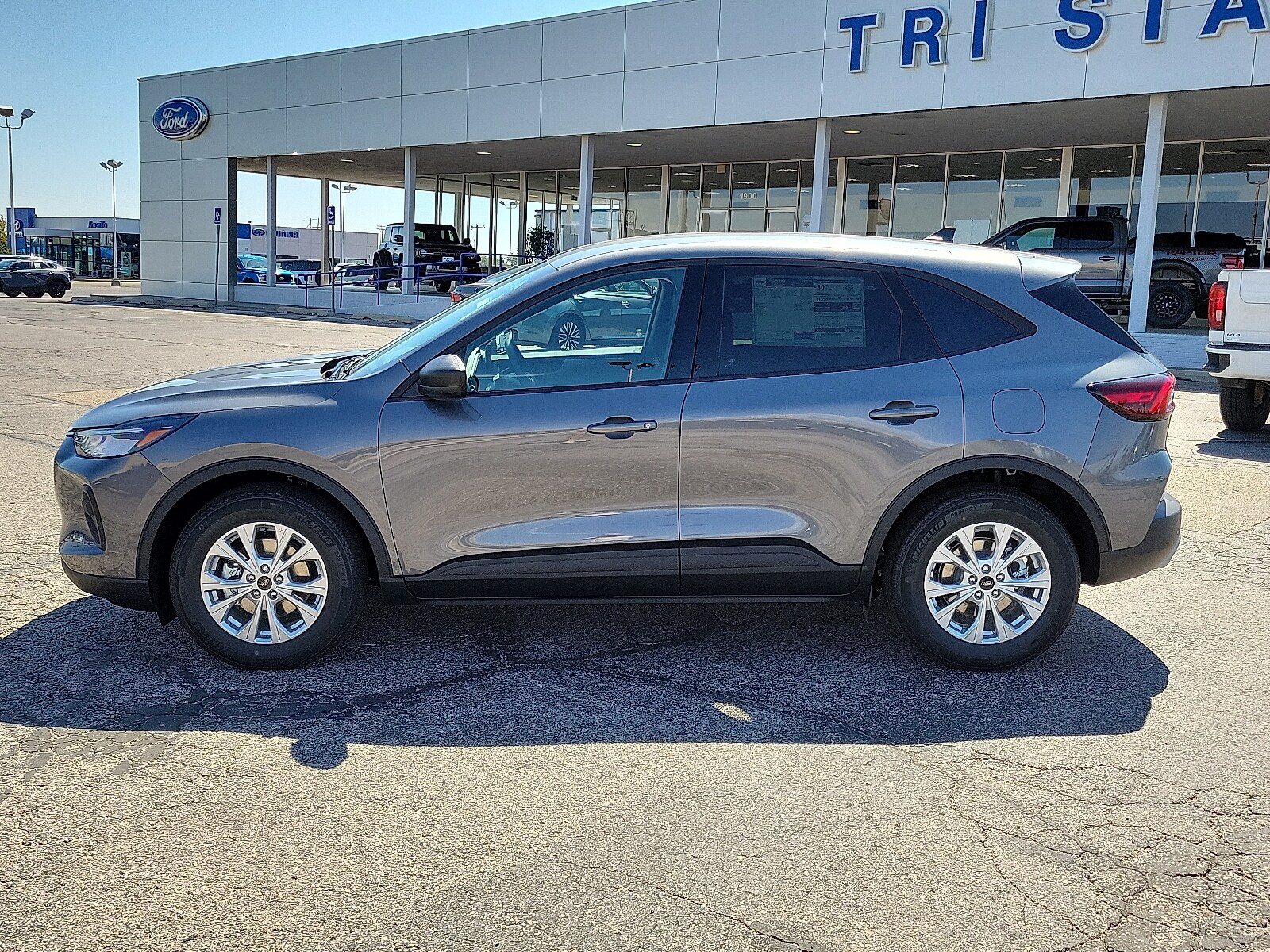 2025 Ford Escape Active photo 2