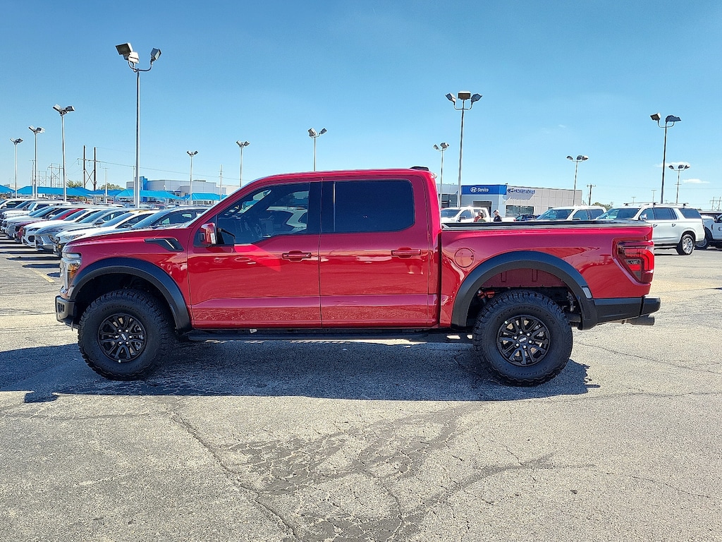 Used 2025 Ford F-150 Raptor 4x4 SuperCrew Cab 5.5 ft. box 145 in. WB