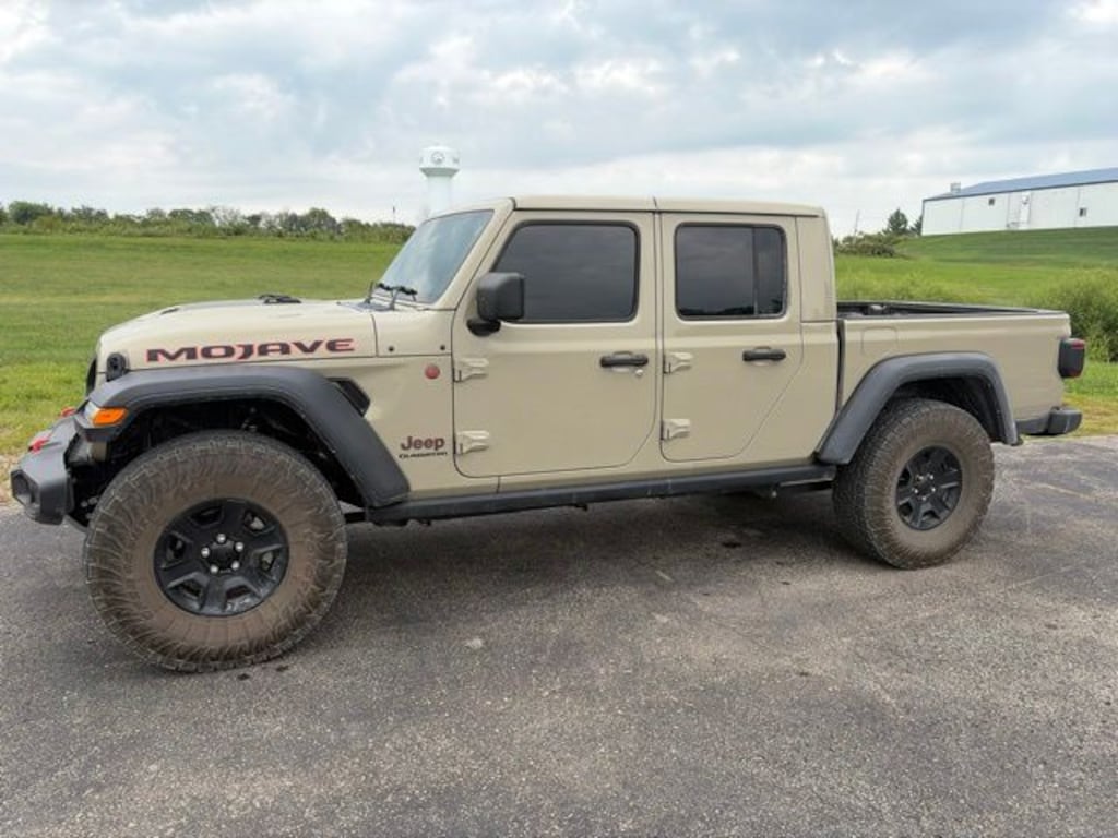 Used 2022 Jeep Gladiator Mojave Truck Crew Cab