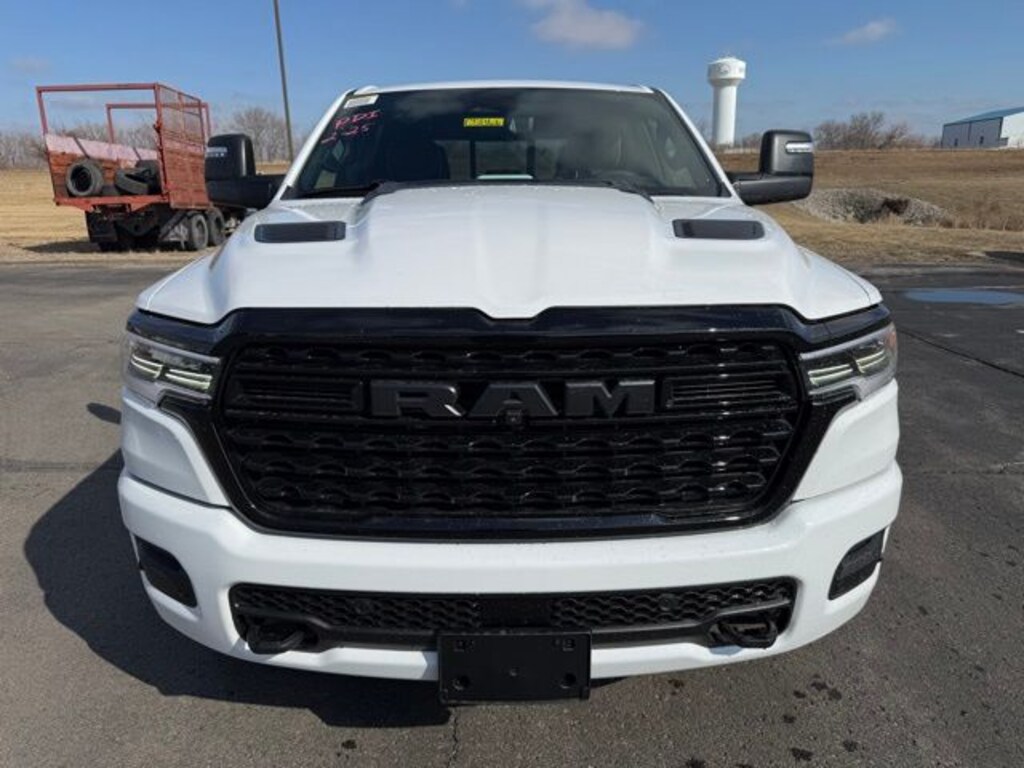 New 2026 Ram 1500 LIMITED CREW CAB 4X4 5'7 BOX Pickup