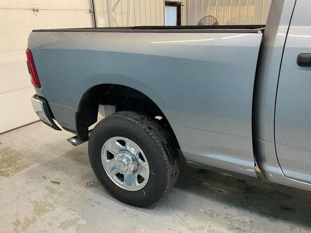 2024 Ram 2500 Tradesman photo 4