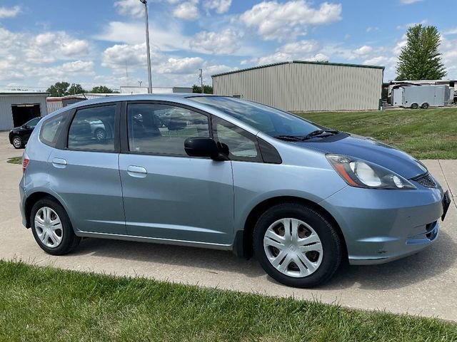 Used 2011 Honda Fit Base with VIN JHMGE8H39BC007039 for sale in Maryville, MO