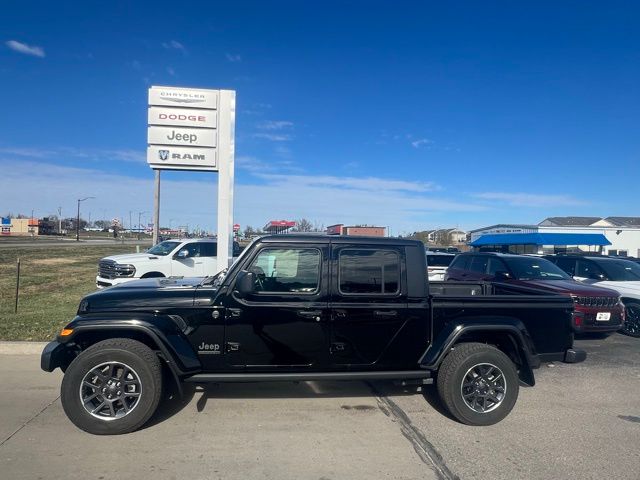 2021 Jeep Gladiator 80TH's photo