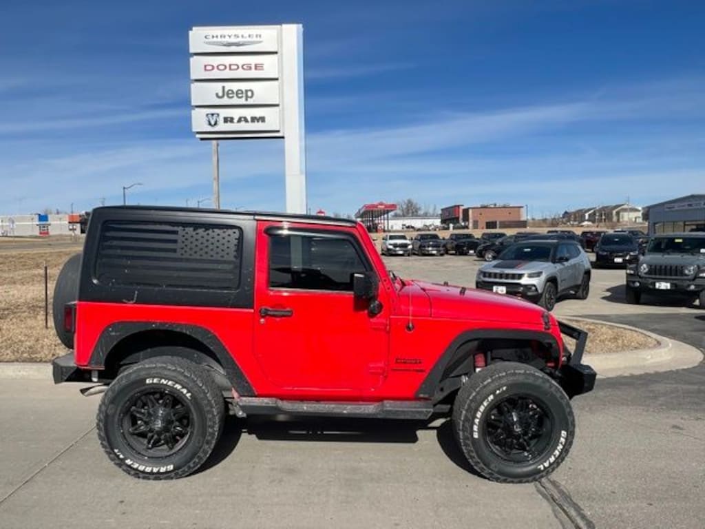 Used 2018 Jeep Wrangler JK Sport 4x4 SUV