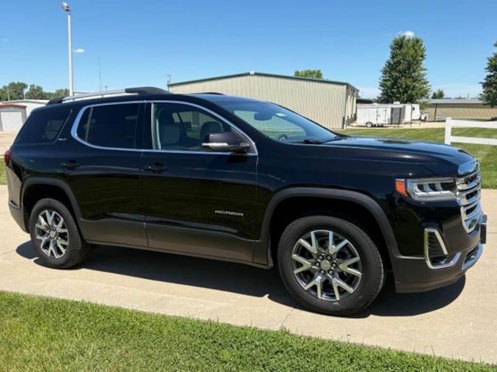 Used 2023 GMC Acadia SLT SUV