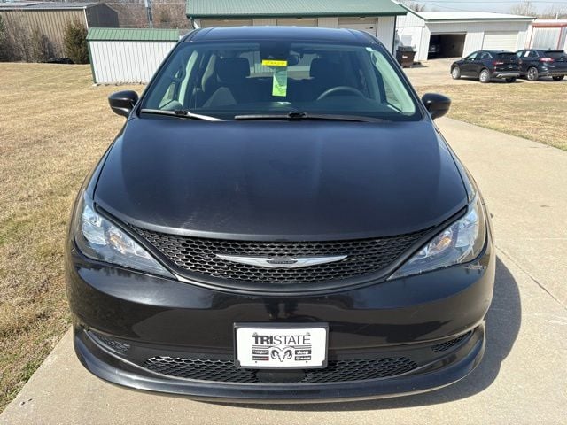 Used 2023 Chrysler Voyager LX with VIN 2C4RC1CG5PR560979 for sale in Kansas City