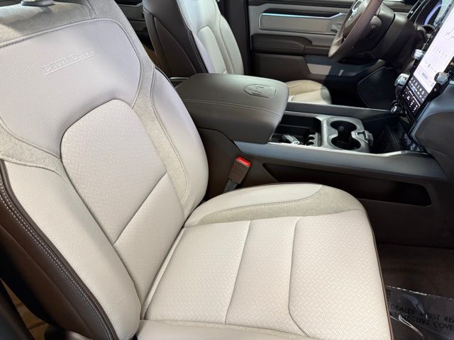 2025 RAM 1500 Laramie - Photo 16