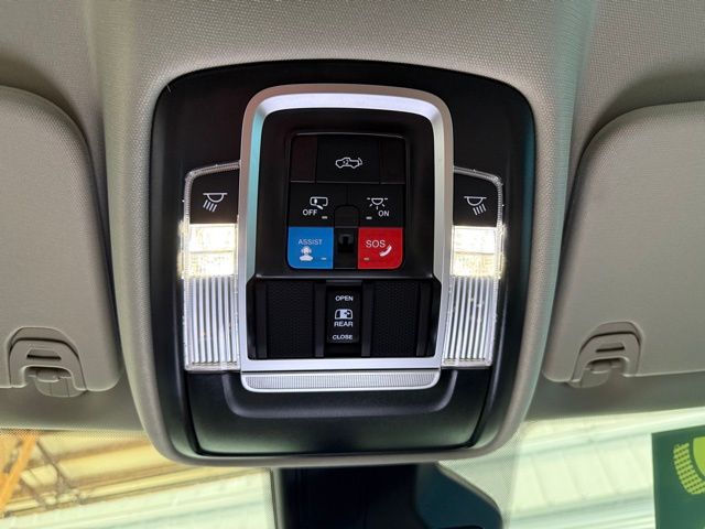 2025 RAM 1500 Laramie - Photo 23