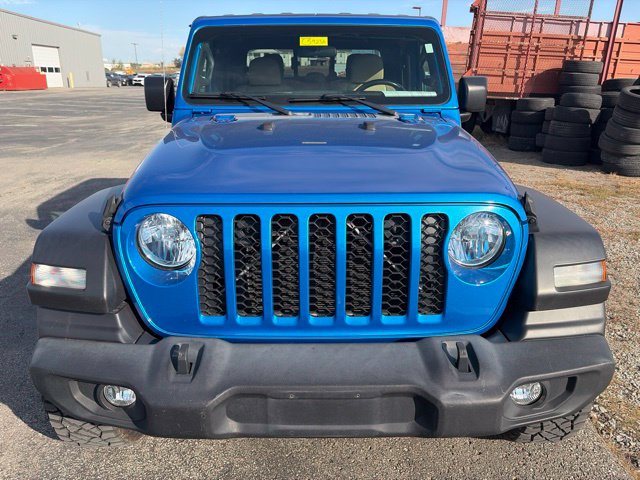Used 2020 Jeep Gladiator Sport S with VIN 1C6HJTAG1LL152540 for sale in Kansas City