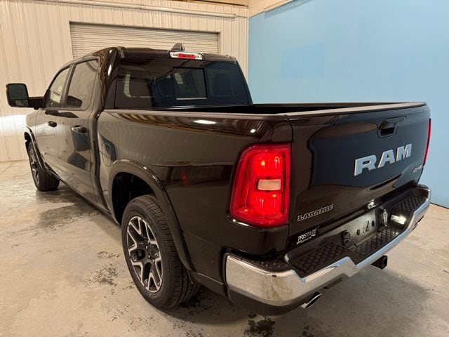 2025 RAM 1500 Laramie - Photo 7