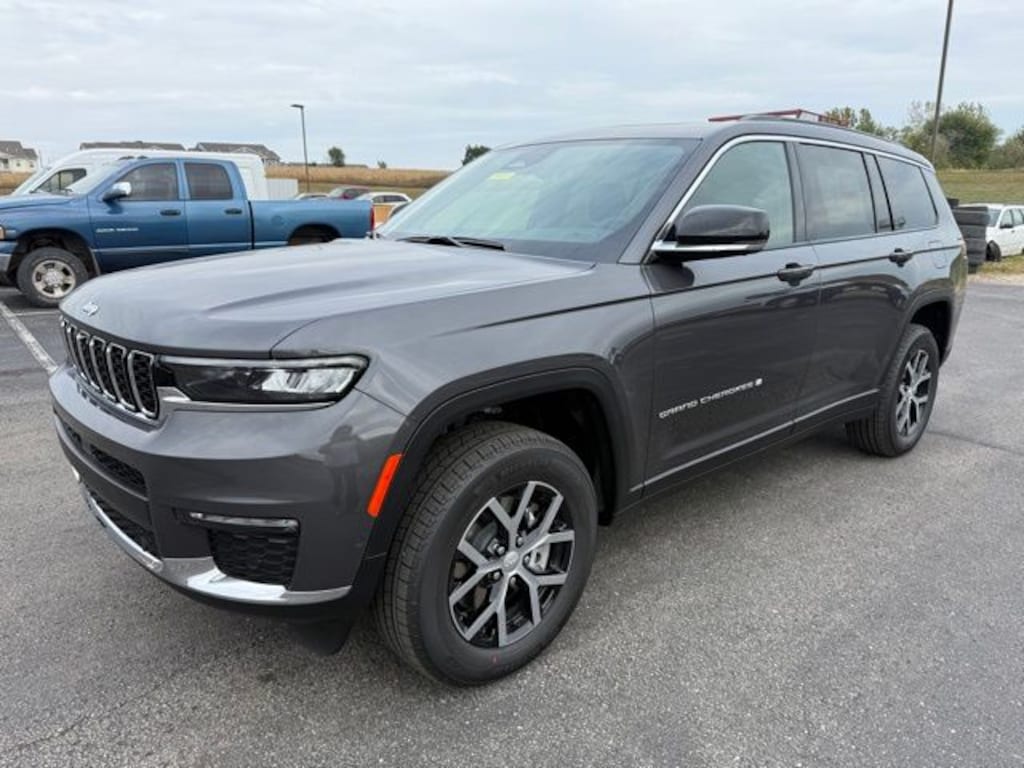 New 2025 Jeep Grand Cherokee L LIMITED 4X4 Sport Utility