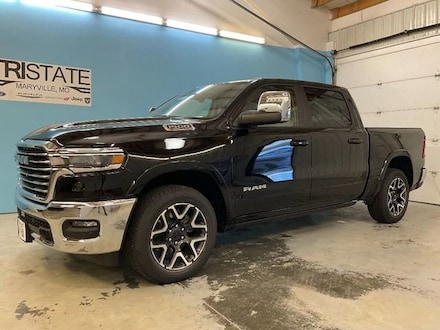 2025 Ram 1500 LARAMIE CREW CAB 4X4 5'7 BOX Pickup