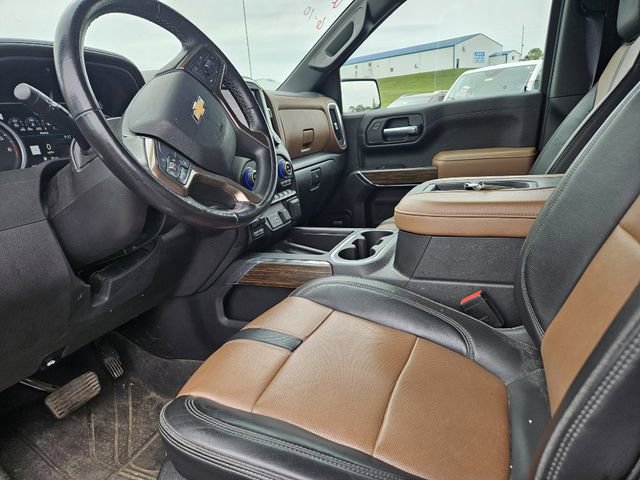 2022 Chevrolet Silverado 1500 High Country photo 4