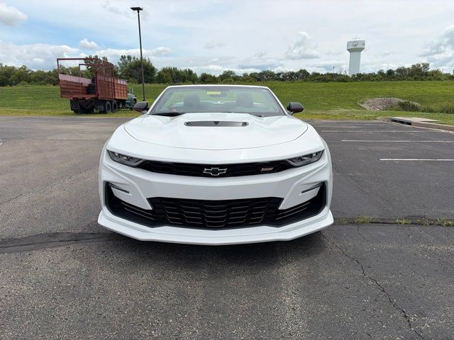Used 2023 Chevrolet Camaro 1SS with VIN 1G1FE3D74P0135215 for sale in Kansas City