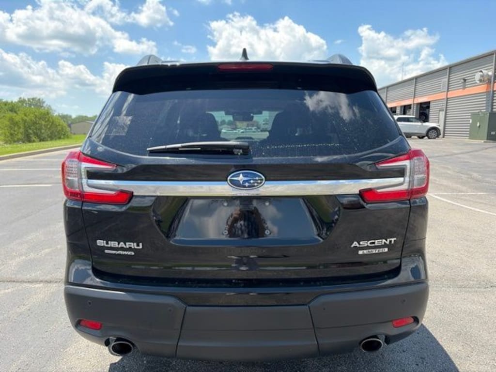 Used 2023 Subaru Ascent Limited 7-Passenger SUV
