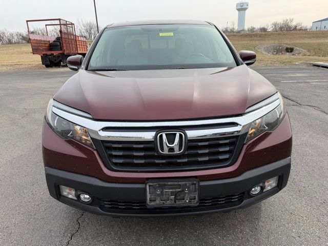 Used 2019 Honda Ridgeline RTL with VIN 5FPYK3F52KB042179 for sale in Kansas City
