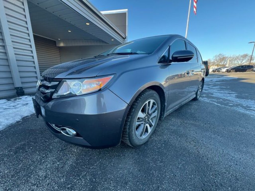 Used 2016 Honda Odyssey Touring Van Passenger Van