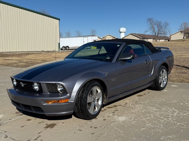 2007 Ford Mustang GT Deluxe