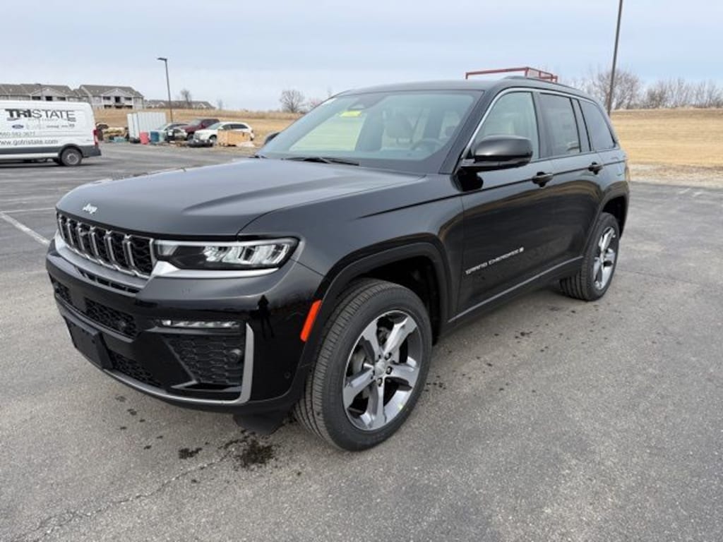 New 2026 Jeep Grand Cherokee LIMITED 4X4 Sport Utility