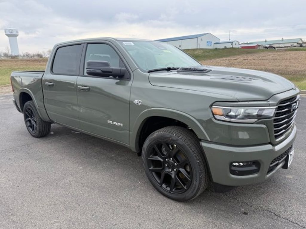 New 2026 Ram 1500 LARAMIE CREW CAB 4X4 5'7 BOX Pickup