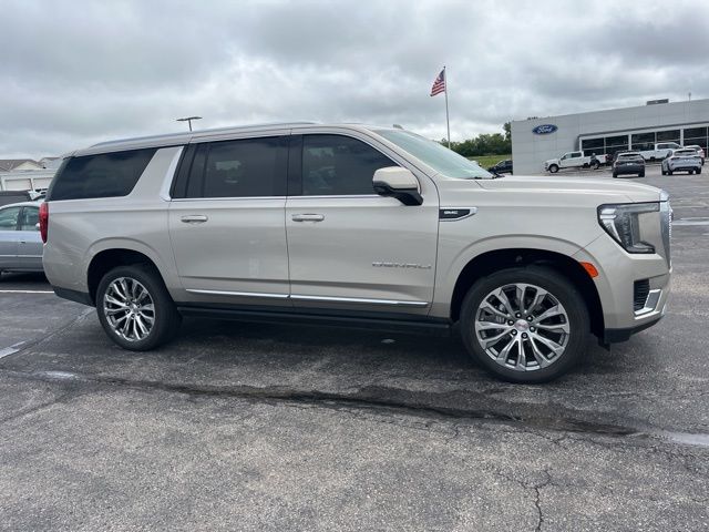 Used 2024 GMC Yukon XL Denali with VIN 1GKS2JKL1RR228425 for sale in Kansas City