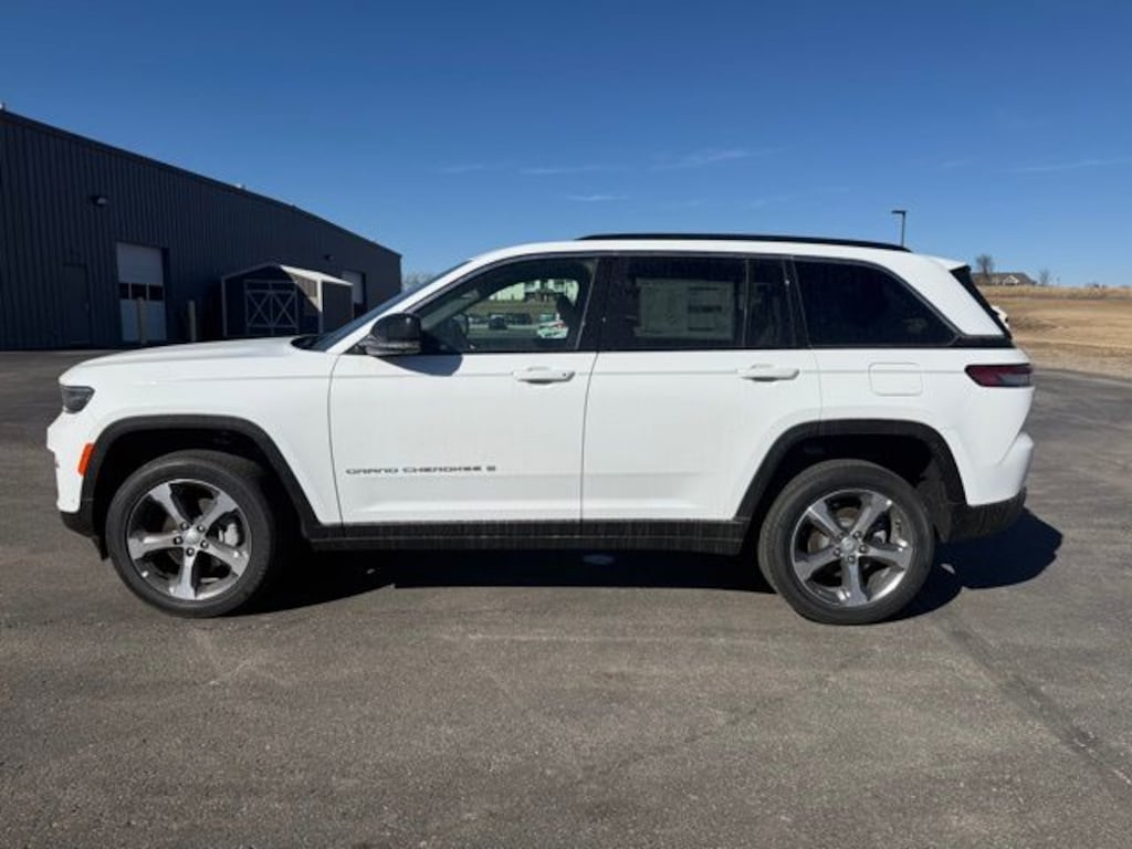 New 2025 Jeep Grand Cherokee LIMITED 4X4 Sport Utility