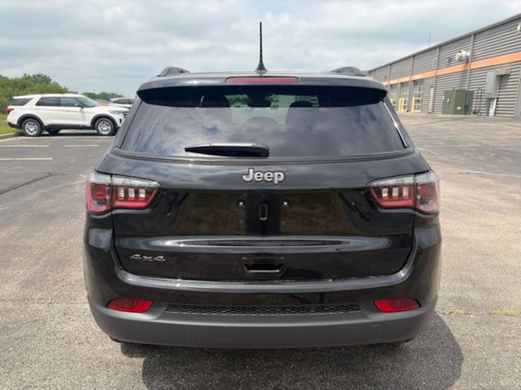 New 2026 Jeep Compass LATITUDE ALTITUDE 4X4 Sport Utility