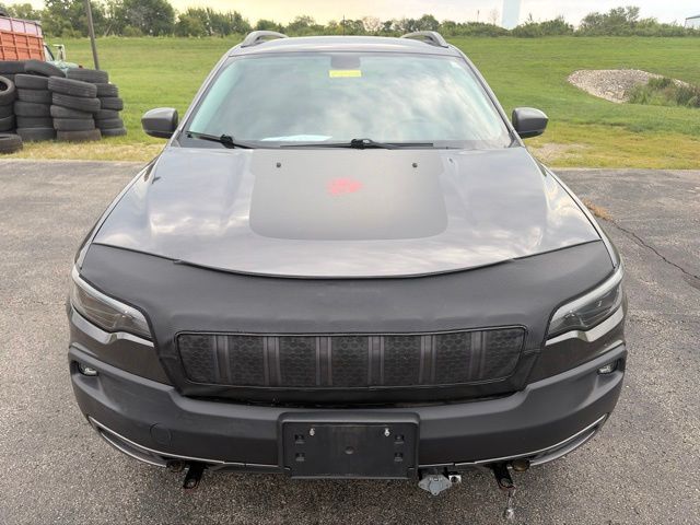 Used 2019 Jeep Cherokee Trailhawk Elite with VIN 1C4PJMBN1KD130960 for sale in Kansas City