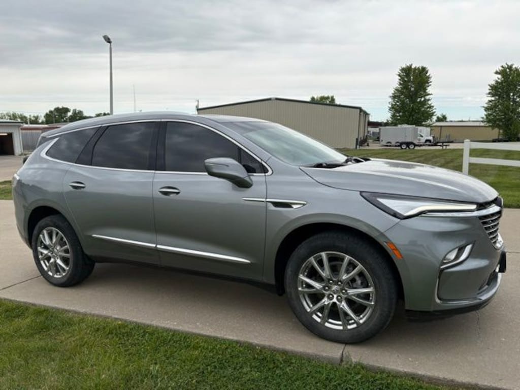 Used 2023 Buick Enclave Essence SUV