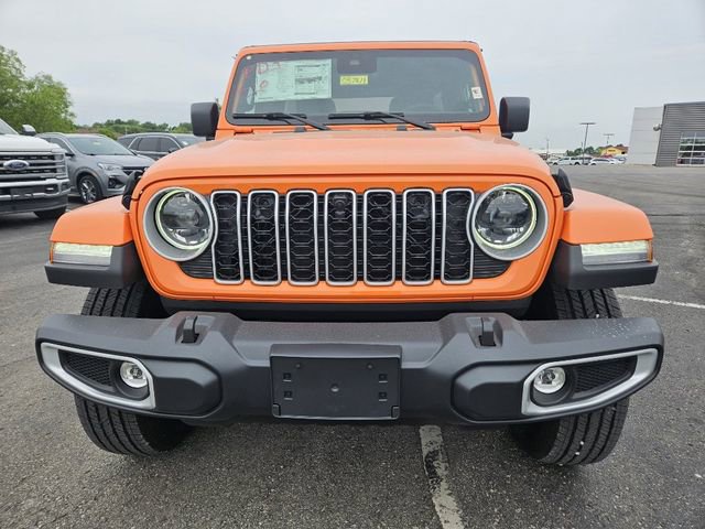 2025 Jeep Wrangler Sahara photo 2