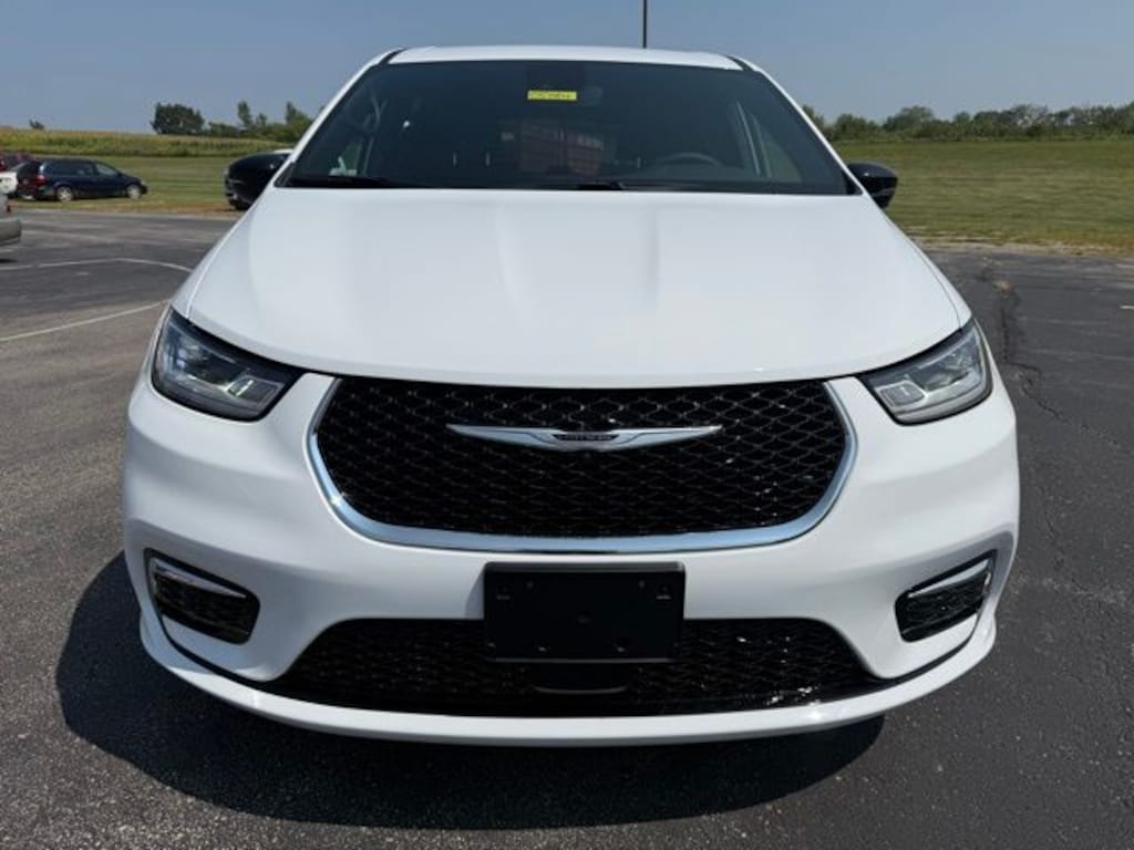 New 2026 Chrysler Pacifica SELECT AWD Passenger Van