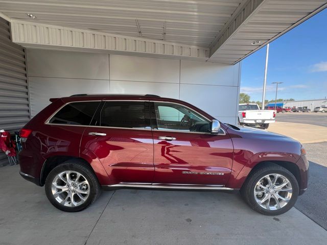 2020 Jeep Grand Cherokee Summit photo 2