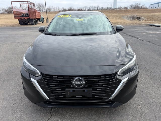 Used 2024 Nissan Sentra SV with VIN 3N1AB8CV9RY242313 for sale in Kansas City