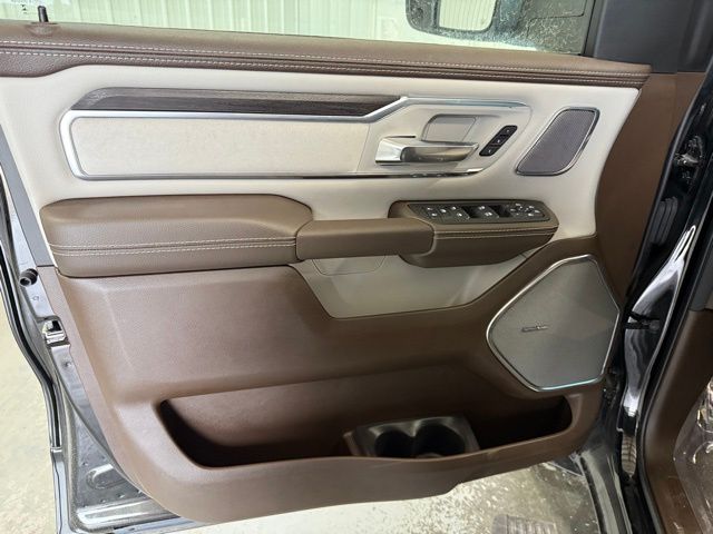 2025 RAM 1500 Laramie - Photo 11