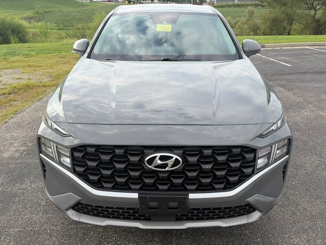 Used 2021 Hyundai Santa Fe SE with VIN 5NMS1DAJ4MH323171 for sale in Kansas City