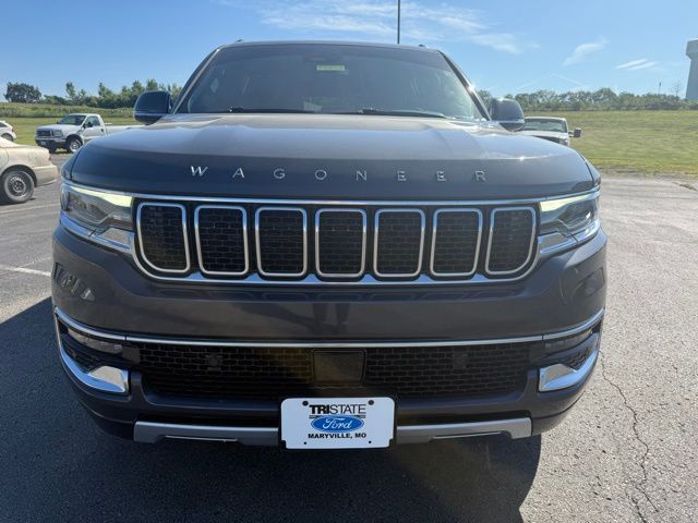 Used 2022 Jeep Wagoneer Series II with VIN 1C4SJVBT4NS166219 for sale in Kansas City