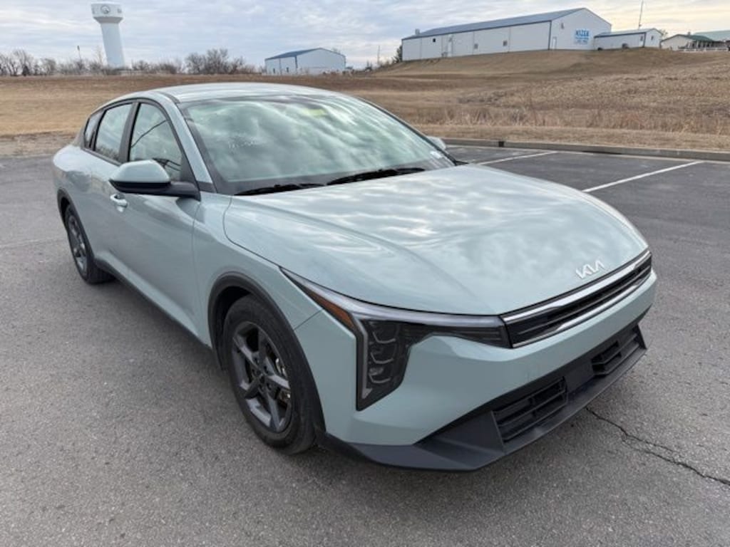 Used 2025 Kia K4 LXS Sedan
