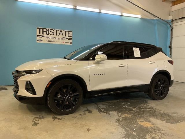 2022 Chevrolet Blazer RS photo 2