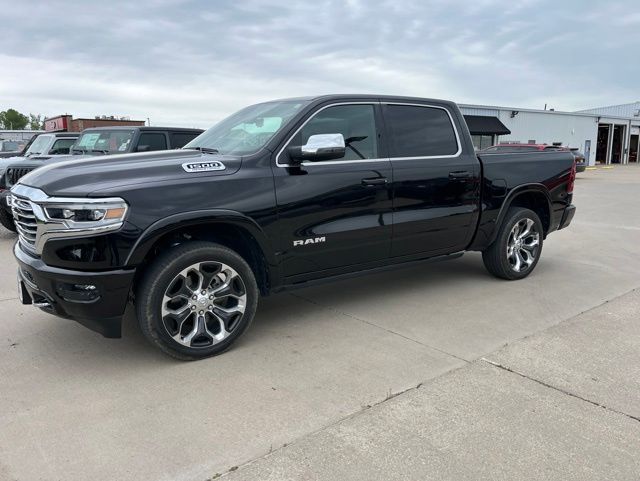 2023 RAM 1500 Longhorn 4x4 Crew Cab 5'7's photo
