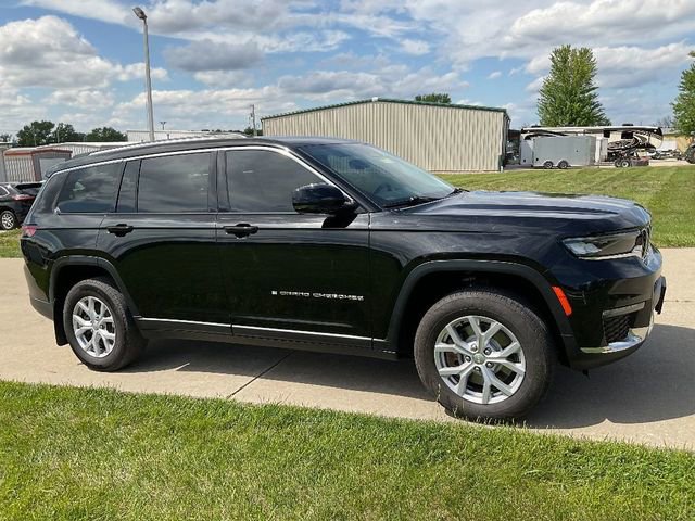 2022 Jeep Cherokee Limited photo 2